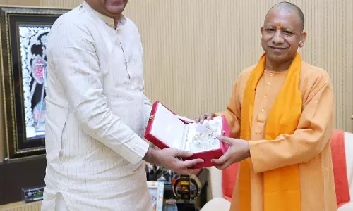 Ajmer: सुरेश सिंह जी रावत ने की योगी आदित्यनाथ जी से शिष्टाचार भेंट