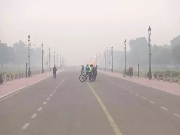 दिल्ली में AQI अस्थायी रूप से बहुत खराब के बाद गंभीर श्रेणी में पहुंचा