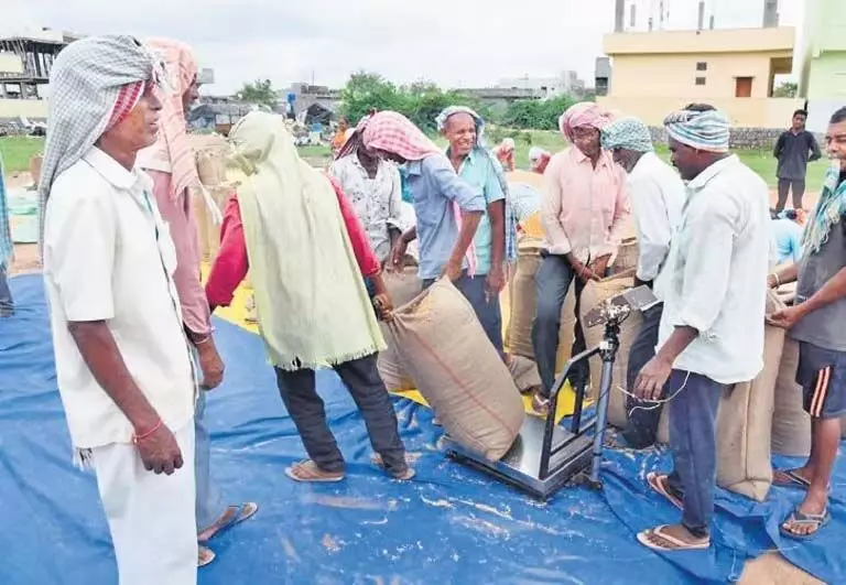 Sambalpur जिले में धान की खरीद शुरू होने से किसान सशंकित