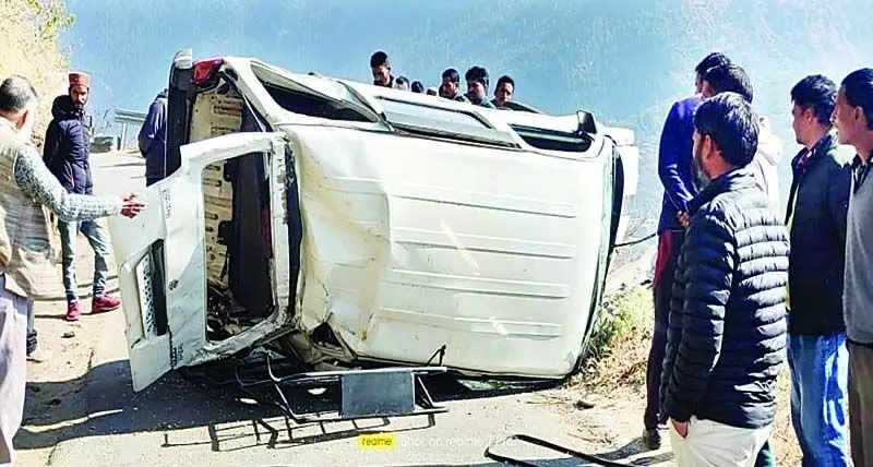 पनग्रां शेगली जीरो प्वाइंट पर पेश आया हादसा, दो घायल