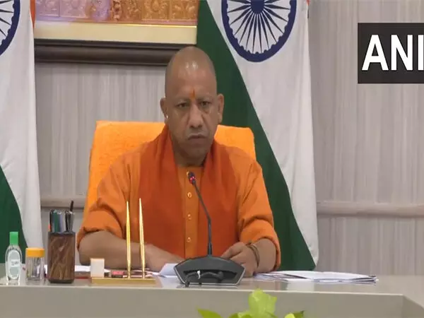 CM Yogi ने ऐतिहासिक जीत के लिए महायुति गठबंधन की सराहना की, कहा एक है तो सुरक्षित है