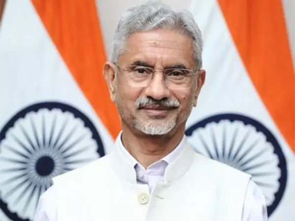 Jaishankar ने मॉरीशस के विदेश मंत्री के रूप में धनंजय रामफुल की नियुक्ति पर उन्हें बधाई दी