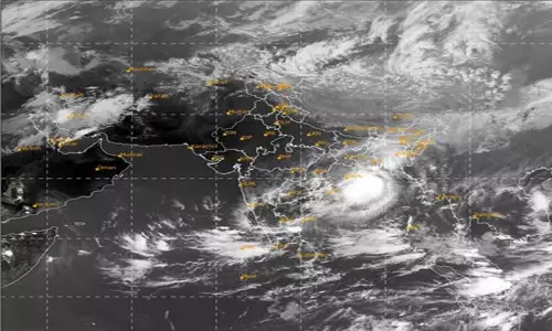 Telangana: तेलंगाना में मौसम में महत्वपूर्ण बदलाव देखने को मिला Telangana: तेलंगाना में मौसम में महत्वपूर्ण बदलाव देखने को मिला