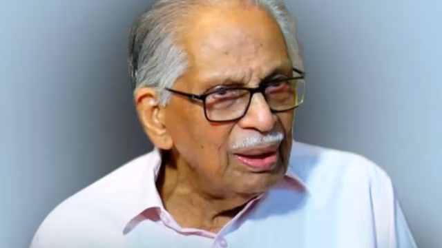 ओमचेरी N N पिल्लई का 100 वर्ष की आयु में निधन ओमचेरी N N पिल्लई का 100 वर्ष की आयु में निधन