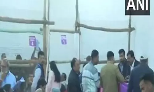 Jharkhand Election 2024: जेएमएम के नेतृत्व वाले महागठबंधन गठबंधन ने कांटे की टक्कर में शुरुआती बढ़त हासिल की