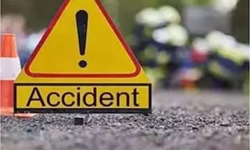 UP: सड़क दुर्घटना में एक ही परिवार के 4 लोगों की मौत, 3 घायल
