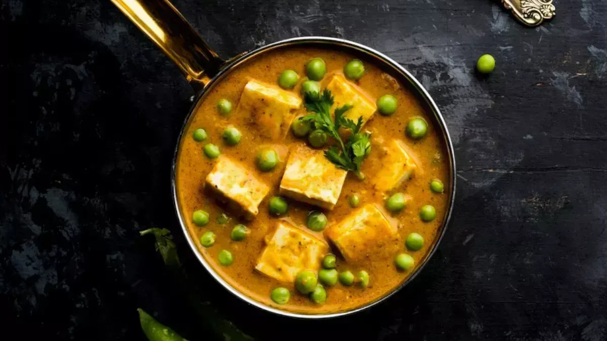 Restaurant style घर पर बनाएं मटर पनीर