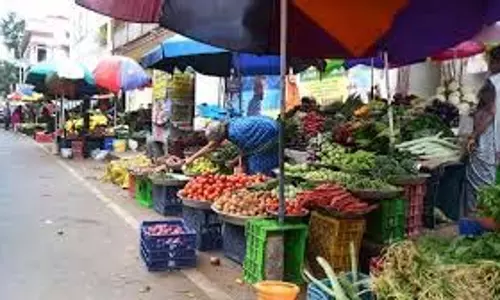 चेन्नई के स्ट्रीट वेंडर्स को जल्द ही मिलेंगे आईडी कार्ड चेन्नई के स्ट्रीट वेंडर्स को जल्द ही मिलेंगे आईडी कार्ड