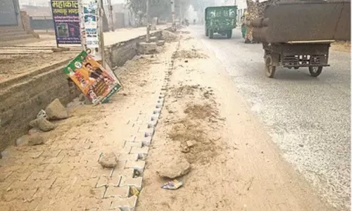 Haryana : दो साल बाद आखिरकार टाइल बिछाने का काम शुरू हुआ