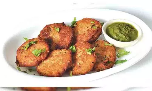Snacks for Festive Season:त्यौहारी सीजन में बनाएं चटपटे और स्वादिष्ट स्नैक्स