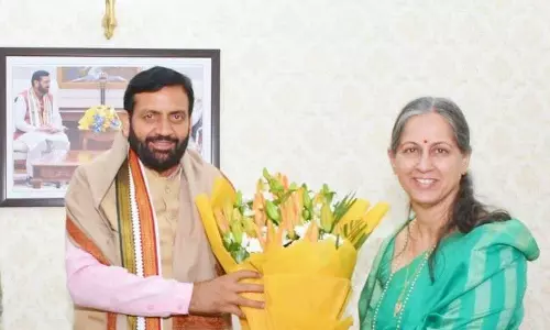 Haryana : बंसीलाल विश्वविद्यालय के वीसी ने परिसर में परियोजनाओं को लेकर मुख्यमंत्री से मुलाकात