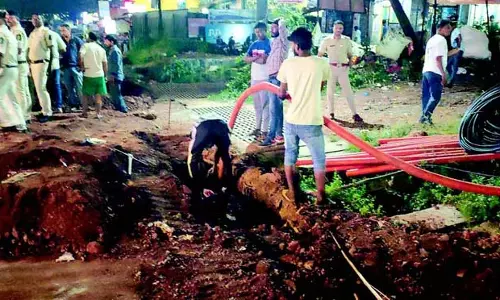 GOA: गैस पाइपलाइन लीक होने से जुआरी नगर में दहशत GOA: गैस पाइपलाइन लीक होने से जुआरी नगर में दहशत