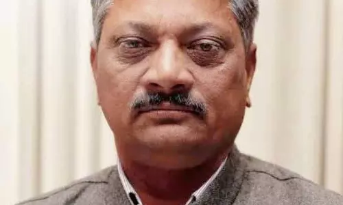 Himachal: दो व्यापारियों की गिरफ्तारी के बाद राजनेताओं ने किया आरोप-प्रत्यारोप Himachal: दो व्यापारियों की गिरफ्तारी के बाद राजनेताओं ने किया आरोप-प्रत्यारोप