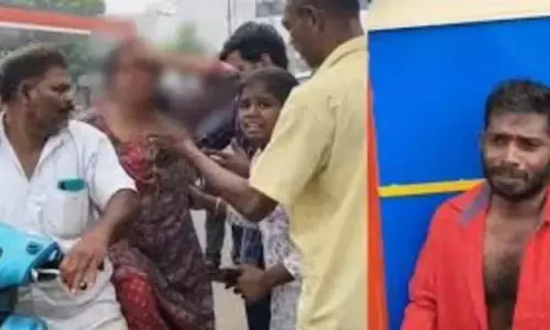 Salem Road के बीचोबीच पति ने अपनी पत्नी को स्क्रू ड्राइवर से घोंप दिया