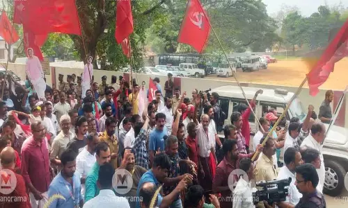 Kerala :  यूआर प्रदीप की प्रचंड जीत एलडीएफ ने शुरू