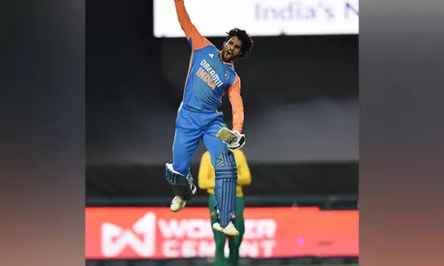 तिलक वर्मा SMAT के दौरान लगातार तीन T20 शतक लगाने वाले पहले खिलाड़ी बने तिलक वर्मा SMAT के दौरान लगातार तीन T20 शतक लगाने वाले पहले खिलाड़ी बने