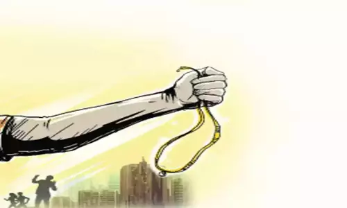 महिला की नृशंस हत्या, चेन स्नेचिंग के दौरान लुटेरों का विरोध करना पड़ा भारी