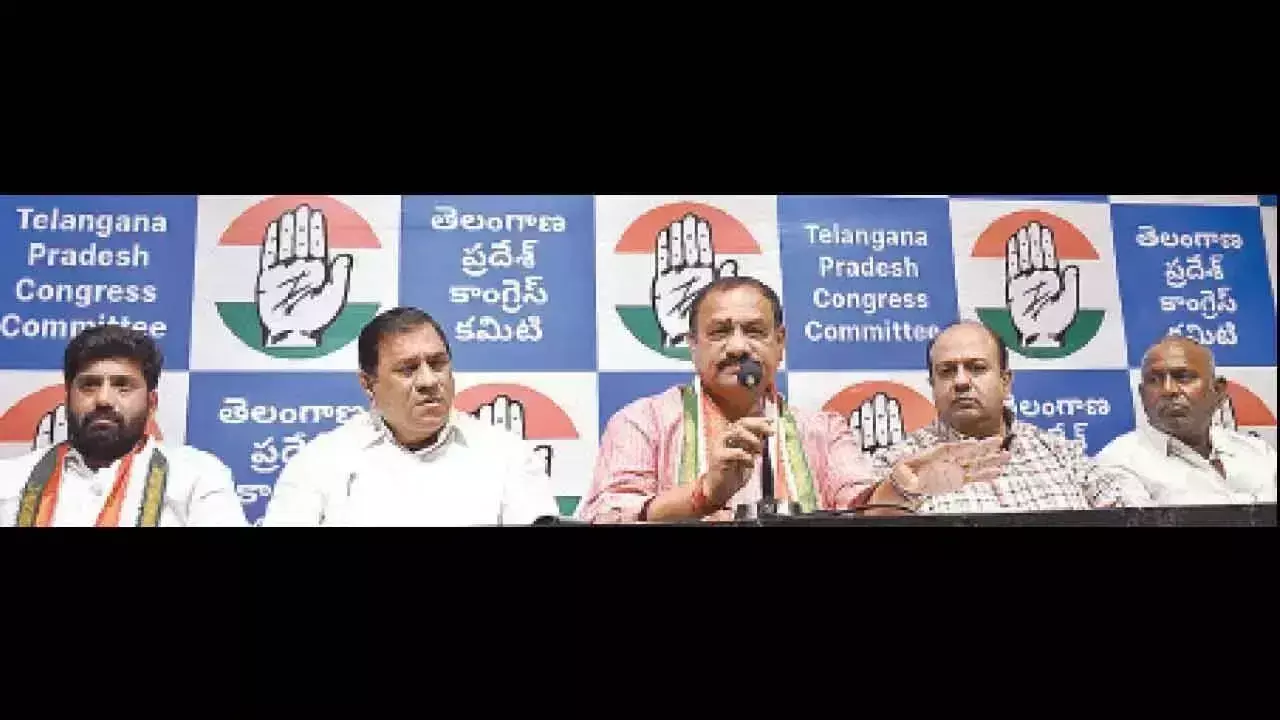 आरोप साबित होने पर कांग्रेस अडानी के सभी ठेके रद्द कर देगी: TPCC chief आरोप साबित होने पर कांग्रेस अडानी के सभी ठेके रद्द कर देगी: TPCC chief