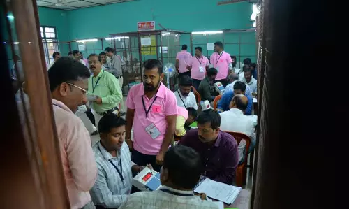 Karnataka Bypolls: कांग्रेस ने तीनों सीटें जीतीं, एनडीए को झटका