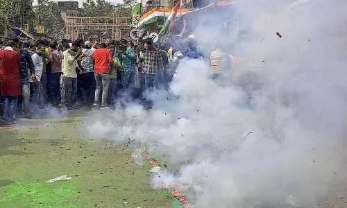 Bengal उपचुनाव में तृणमूल का दबदबा, 4 सीटें बरकरार रखीं, एक भाजपा से छीनी Bengal उपचुनाव में तृणमूल का दबदबा, 4 सीटें बरकरार रखीं, एक भाजपा से छीनी