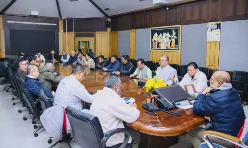 Manipur : एनपीपी ने अपने सदस्यों को बीरेन सरकार द्वारा बुलाई गई बैठकों Manipur : एनपीपी ने अपने सदस्यों को बीरेन सरकार द्वारा बुलाई गई बैठकों