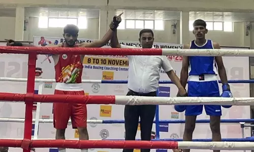 Komal ने अंडर-14 राज्य स्तरीय मुक्केबाजी प्रतियोगिता में स्वर्ण पदक जीता Komal ने अंडर-14 राज्य स्तरीय मुक्केबाजी प्रतियोगिता में स्वर्ण पदक जीता
