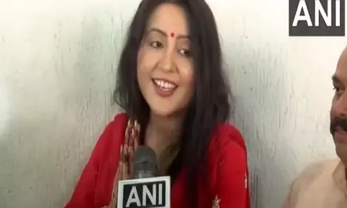Mahayuti की जीत पर देवेंद्र फडणवीस की पत्नी ने कहा, परिणाम से बहुत खुश हूं Mahayuti की जीत पर देवेंद्र फडणवीस की पत्नी ने कहा, परिणाम से बहुत खुश हूं