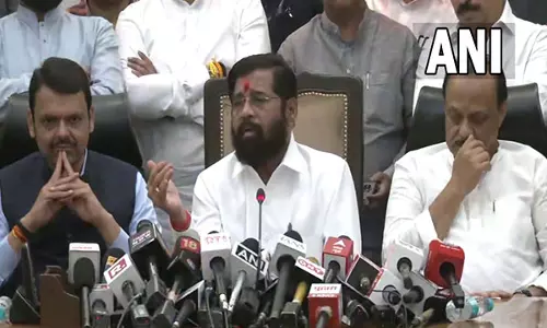 Eknath Shinde में महायुति की भारी जीत के बाद एकनाथ शिंदे ने कही ये बात Eknath Shinde में महायुति की भारी जीत के बाद एकनाथ शिंदे ने कही ये बात