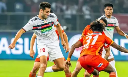 10 खिलाड़ियों वाली NorthEast United ने आईएसएल में पंजाब एफसी को 2-1 से हराया