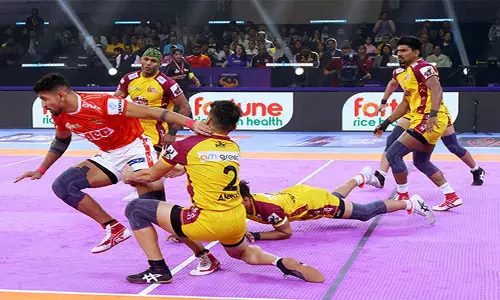 PKL: दहिया की बदौलत गुजरात जायंट्स ने तेलुगु टाइटंस पर कड़ी जीत दर्ज की