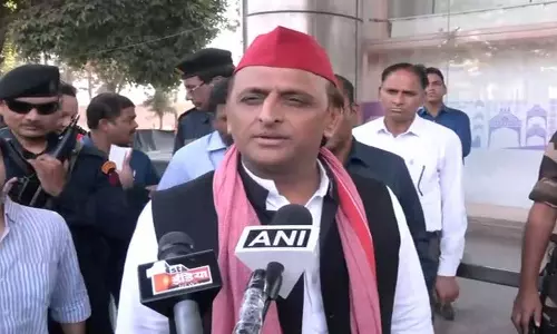 UP: अखिलेश यादव ने उपचुनाव में जीत पर दो सपा उम्मीदवारों को दी बधाई UP: अखिलेश यादव ने उपचुनाव में जीत पर दो सपा उम्मीदवारों को दी बधाई