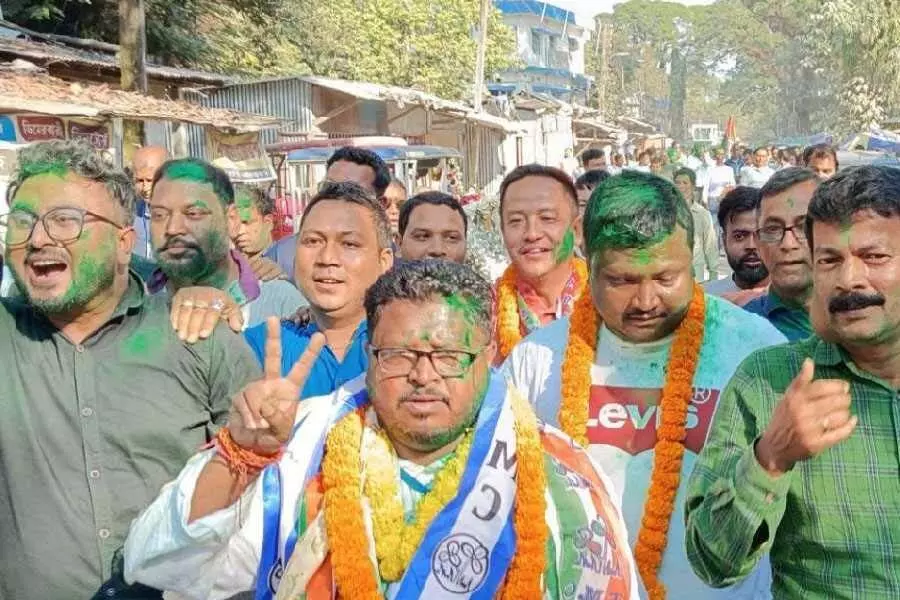 Bengal Bypolls: ममता बनर्जी की तृणमूल कांग्रेस ने भगवा खेमे से मदारीहाट छीनी