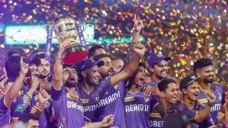 IPL विजेता कप्तान ने मिचेल स्टार्क का रिकॉर्ड तोड़ा