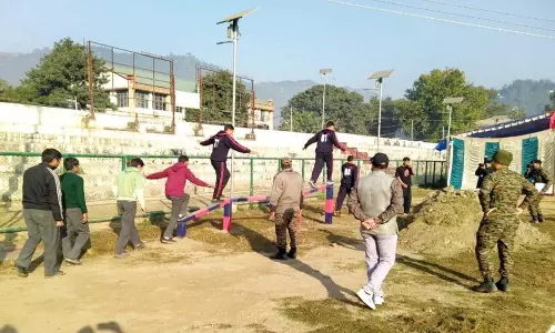 Himachal: अनाथालयों के बच्चों को अग्निपथ योजना की जानकारी दी गई Himachal: अनाथालयों के बच्चों को अग्निपथ योजना की जानकारी दी गई