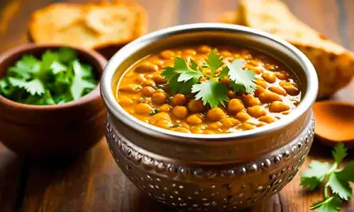 Recipe :स्वाद का खजाना है खट्टा मूंग