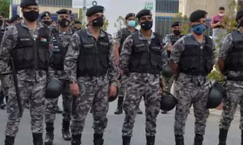 Jordan में गोलीबारी में एक व्यक्ति की मौत, 3 पुलिसकर्मी घायल
