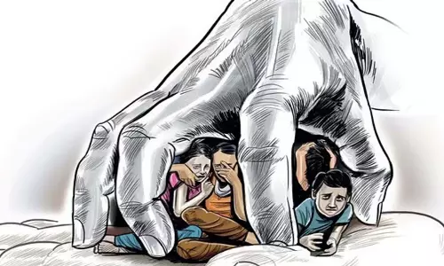 Odisha: ओडिशा में तस्करी कर लाई गई बांग्लादेशी लड़की को बचाया गया Odisha: ओडिशा में तस्करी कर लाई गई बांग्लादेशी लड़की को बचाया गया