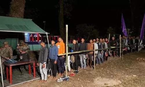 Assam: कोकराझार में प्रादेशिक सेना भर्ती रैली की तिथि बढ़ाई गई Assam: कोकराझार में प्रादेशिक सेना भर्ती रैली की तिथि बढ़ाई गई
