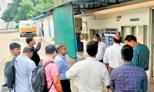 Andhra के अधिकारियों ने डिंडीगुल में एआर डेयरी का औचक निरीक्षण किया