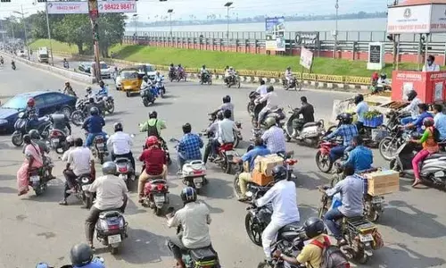 Coimbatore: उक्कड़म में शानदार चीज आ रही.. अब कोई ट्रैफिक जाम नहीं होगा Coimbatore: उक्कड़म में शानदार चीज आ रही.. अब कोई ट्रैफिक जाम नहीं होगा