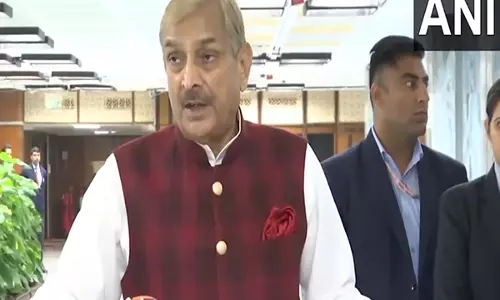 सर्वदलीय बैठक में कांग्रेस ने अडानी समूह के खिलाफ रिश्वतखोरी के आरोपों पर संसद में चर्चा का आह्वान किया: Pramod Tiwari