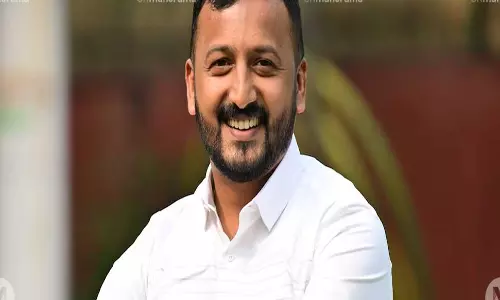 Kerala : पलक्कड़ की जीत का श्रेय ‘ओमन चांडी स्कूल ऑफ पॉलिटिक्स’ को दिया Kerala : पलक्कड़ की जीत का श्रेय ‘ओमन चांडी स्कूल ऑफ पॉलिटिक्स’ को दिया