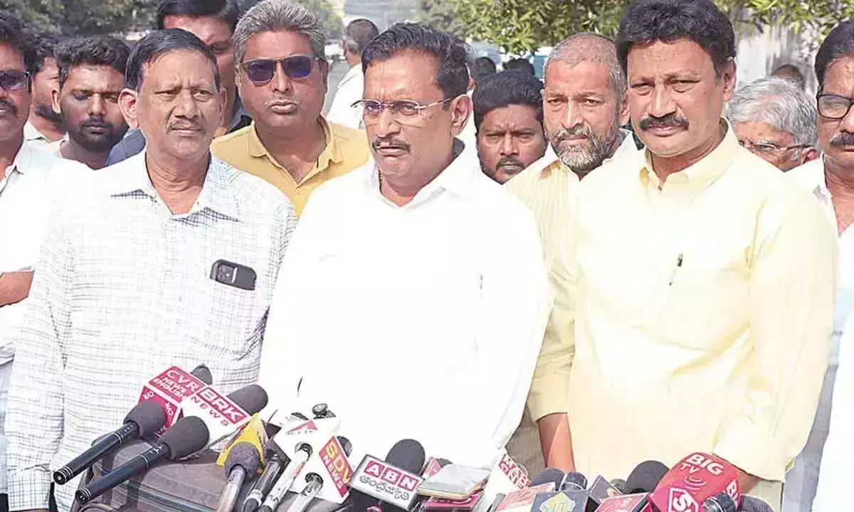 विज विकास को सर्वोच्च प्राथमिकता दे रहे सीएम: Kesineni विज विकास को सर्वोच्च प्राथमिकता दे रहे सीएम: Kesineni