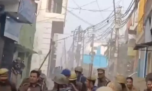 जामा मस्जिद सर्वे: बवाल में 2 लोगों की मौत, सभी बड़े अधिकारी मौके पर मौजूद जामा मस्जिद सर्वे: बवाल में 2 लोगों की मौत, सभी बड़े अधिकारी मौके पर मौजूद