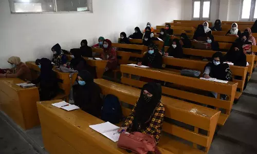 डिग्री कॉलेजों में नामांकन घटने के कारण HED ने नए सिरे से प्रवेश पोर्टल खोला
