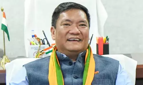 Arunachal के सीएम पेमा खांडू ने महाराष्ट्र विधानसभा चुनावों में एनडीए की भारी जीत की सराहना Arunachal के सीएम पेमा खांडू ने महाराष्ट्र विधानसभा चुनावों में एनडीए की भारी जीत की सराहना
