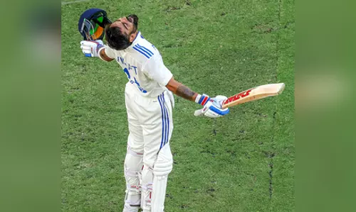 Virat Kohli: कई मायनों में खास रहा विराट कोहली का 30वां टेस्ट शतक Virat Kohli: कई मायनों में खास रहा विराट कोहली का 30वां टेस्ट शतक