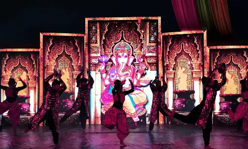Jalandhar: आई वर्ल्ड स्कूल में स्टेज शो