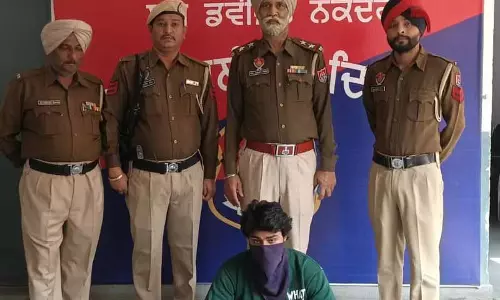 Jalandhar: जबरन वसूली के मामले में दो साल की तलाश के बाद गिरफ्तार Jalandhar: जबरन वसूली के मामले में दो साल की तलाश के बाद गिरफ्तार