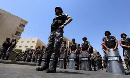 Jordan में इजरायली दूतावास के पास गोलीबारी में बंदूकधारी मारा गया, तीन घायल
